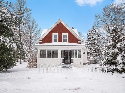 179 S 2nd St, Cedar Springs, MI, 49319