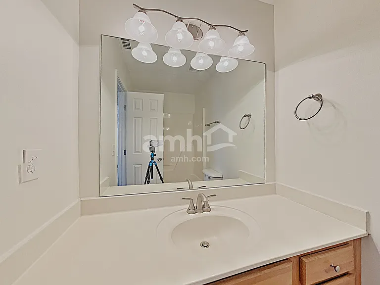 6852 Scarlet Ridge Dr — Photo 10