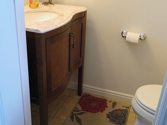 Main Level 1/2 Bath