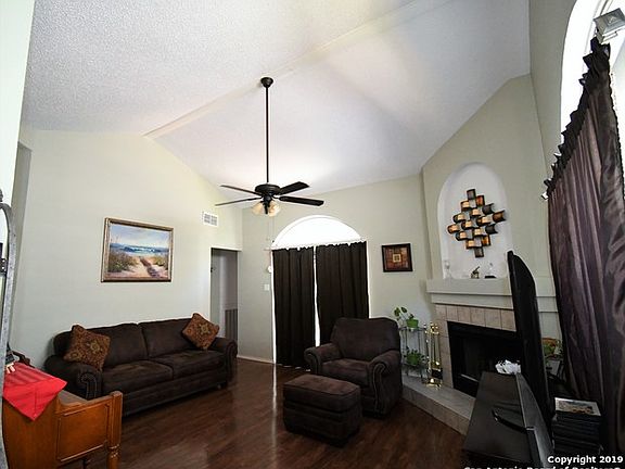 2nd image of 13039 Beacon Park Dr