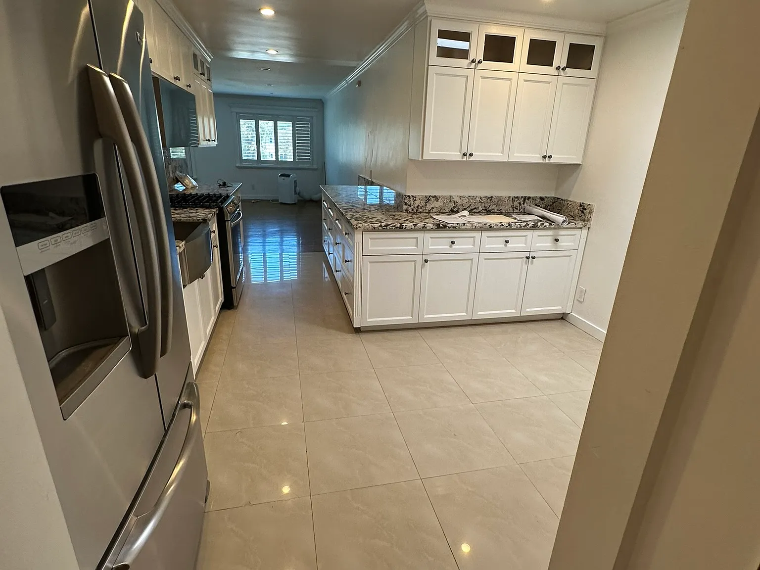 3 bed, 2.5 bath, 1951 sqft, $4,700 — Photo 1