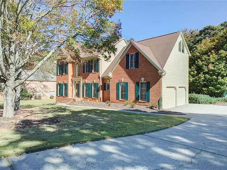 2020 Ridge Gate Dr — Photo 3