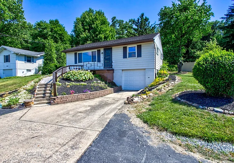 3968 Marietta Ave — Photo 3