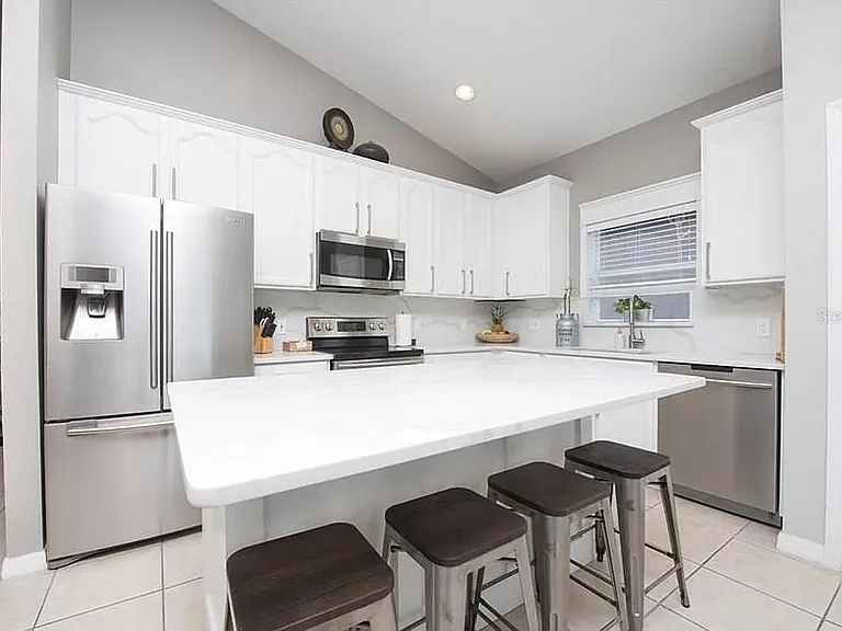 3135 Dasha Palm Dr — Photo 10