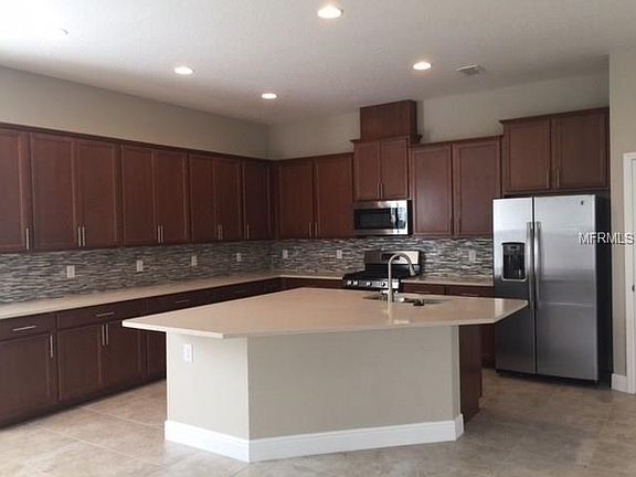 3rd image of 7177 Summerlake Groves St