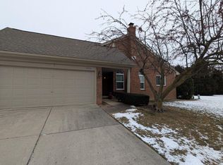 15654 Golfview Dr, Riverview, MI 48193