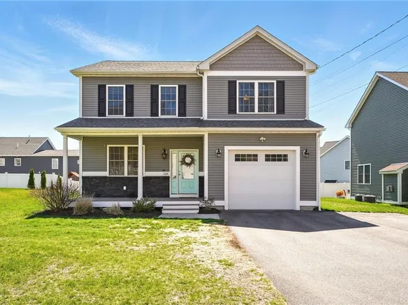 132 Cobble Hill Rd, Lincoln, RI 02865