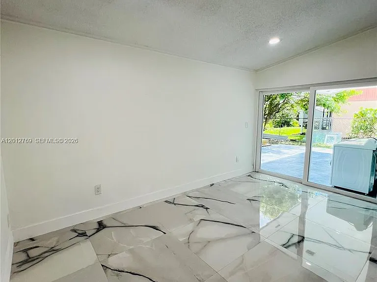 26205 SW 133rd Ct — Photo 3