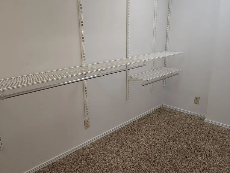 2977 Indian Creek Dr — Photo 28