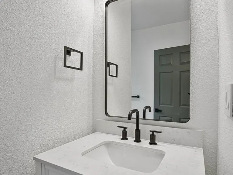 4118 Howard Ave — Photo 11