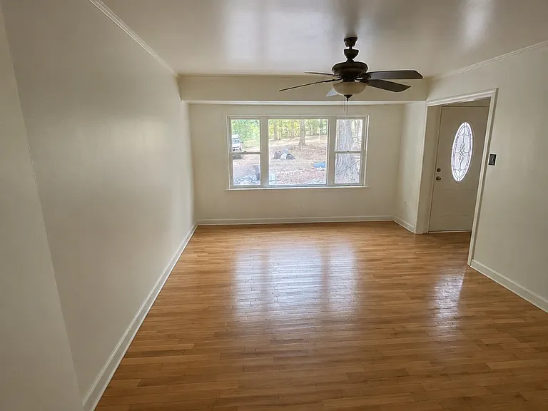 437 Haw Branch Rd — Photo 3