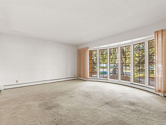 2nd image of 3 Oatway St
