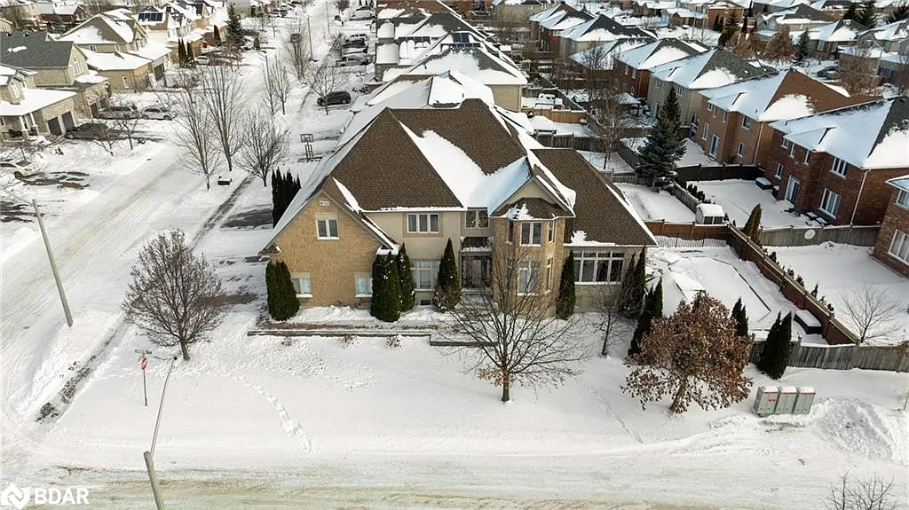2 Spencer Dr photo 1