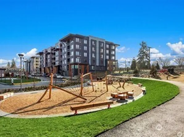 6949 NE 184th Lane #204, Kenmore, WA 98028