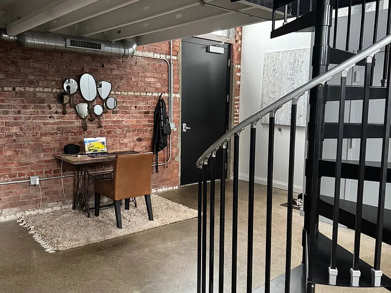 Day Companies Short North — Photo 40