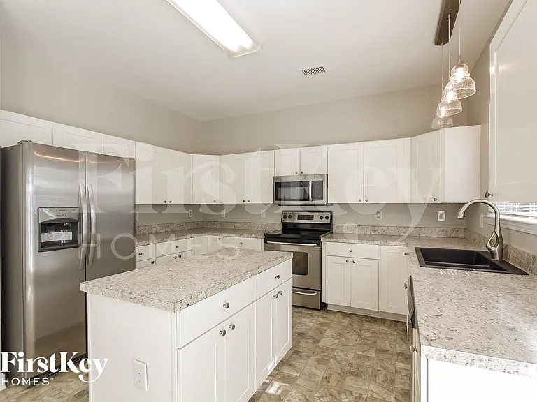 1008 Sandbox Cir — Photo 6