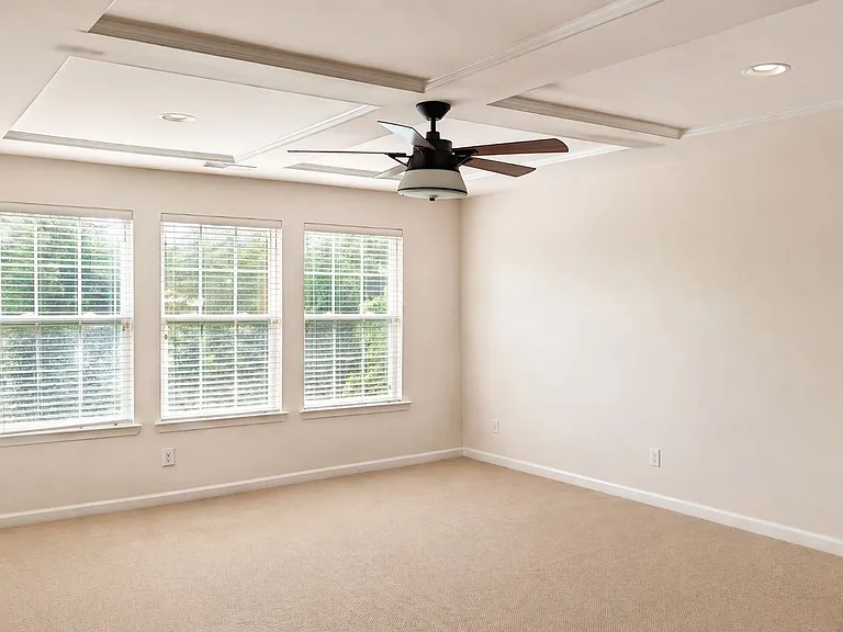 3634 Halcyon Dr — Photo 16