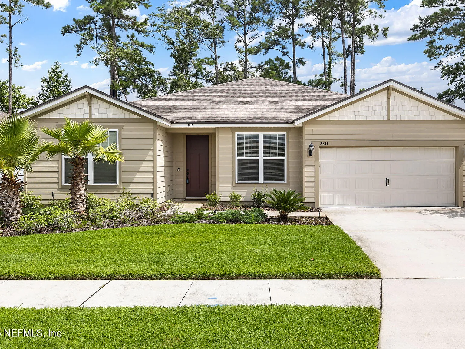 4 bed, 2.0 bath, 2596 sqft, $2,800 — Photo 1