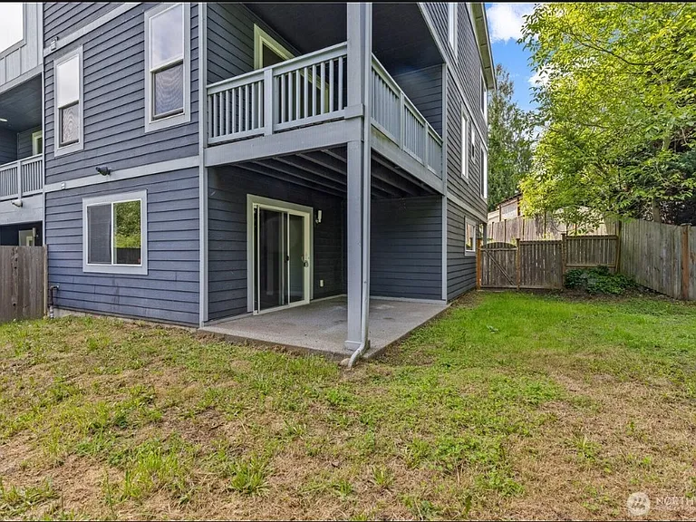 16611 48th Ave W #F1 — Photo 12