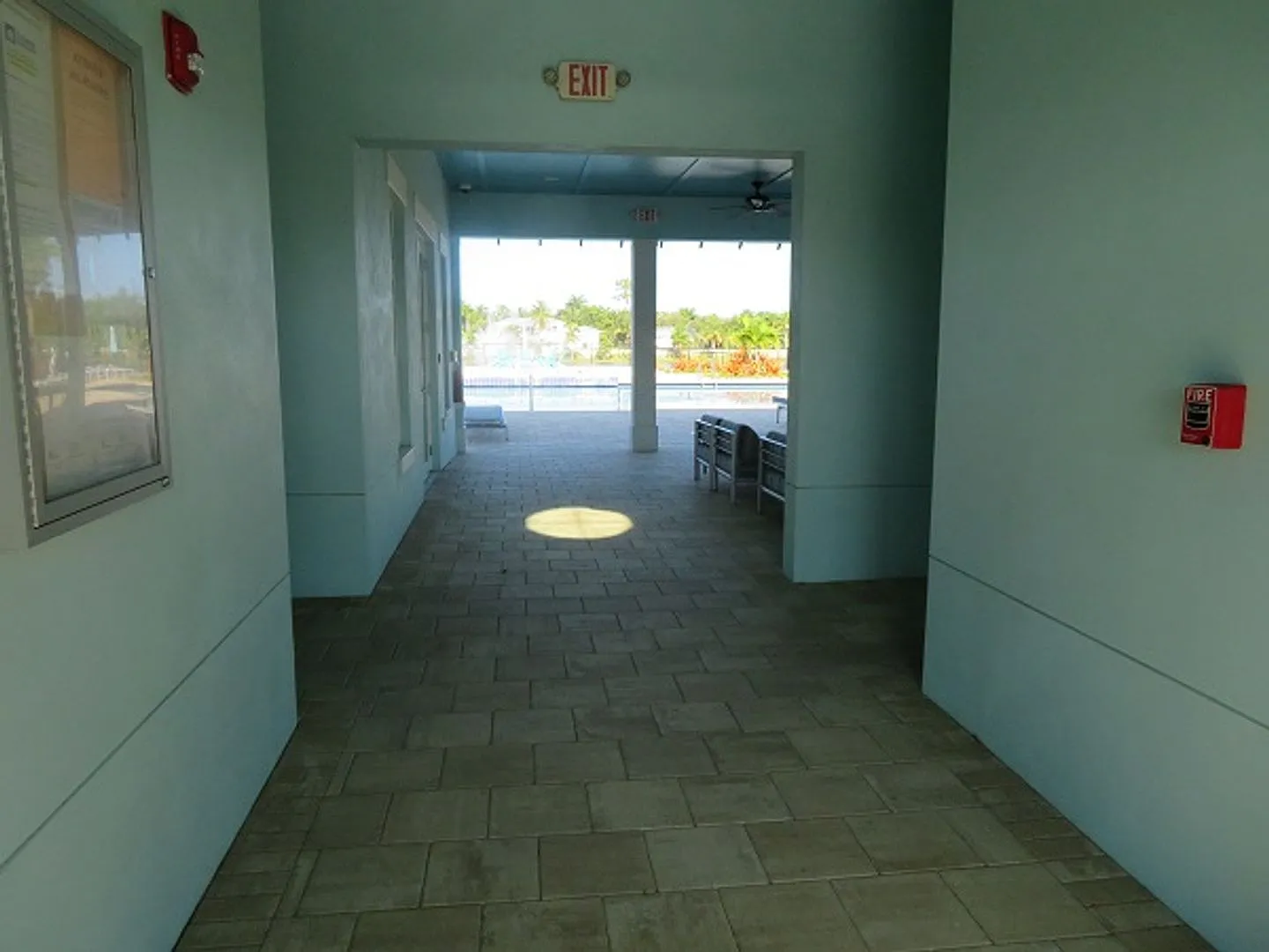 Annual Rental - 2 Bed / 2 Bath With Lake View And Attached 1 Car Garage At Arboretum — Photo 4
