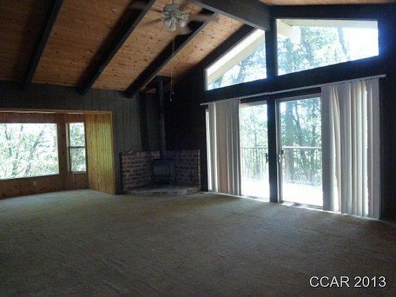3rd image of 565 Canyon View Dr