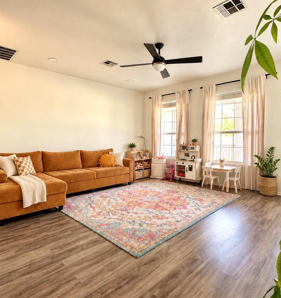 2 bed, 2.5 bath, 1558 sqft, $2,000 — Photo 3