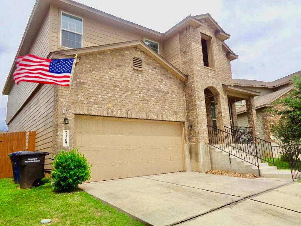 Building Photo - 7307 Lyia Br