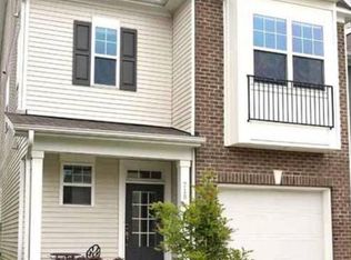 718 Silver Stream Ln, Cary, NC 27519