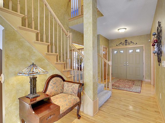 2nd image of 8971 Springwood Dr