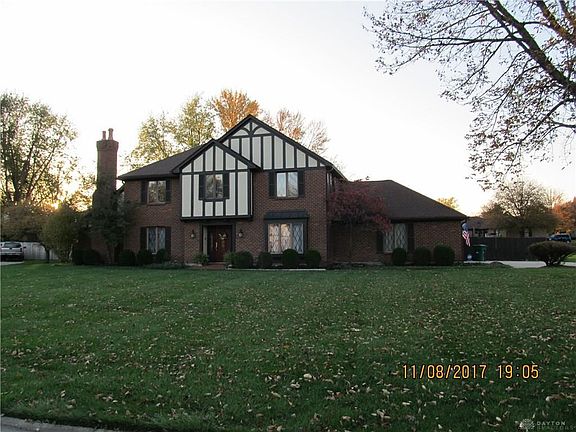 2nd image of 6711 Pinewood Pl