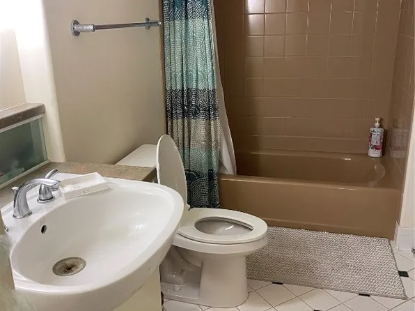 801 S King St APT 1910, Honolulu, HI 96813