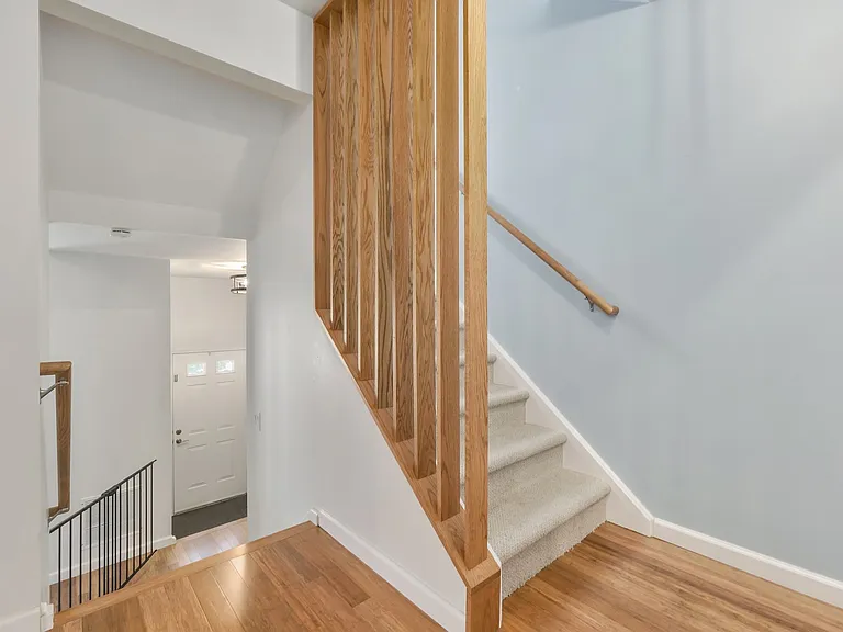 103 Park Ave #6 — Photo 11