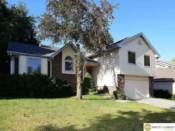 16217 Parker St, Omaha, NE 68118