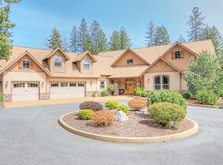 193 NW Lappland Dr, Grants Pass, OR 97527