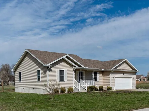 1302 E 18th St, Lamar, MO 64759