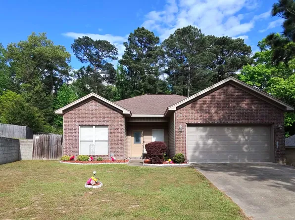 1224 Ridgecrest Dr, Benton, AR 72015