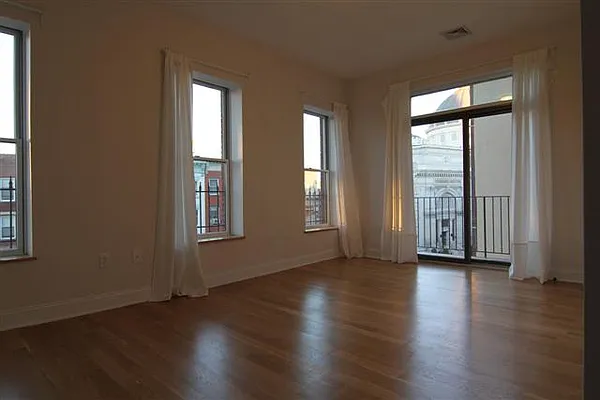 Rented by Owner | media 1