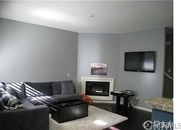 1st image of 336 W Linden Dr