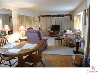 3rd image of 10 Lincoln Cir