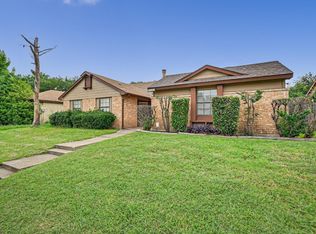 2425 E Timberview Ln, Arlington, TX 76014