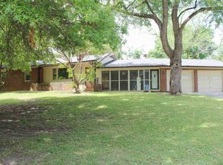 4705 SW West Hills Dr, Topeka, KS 66606