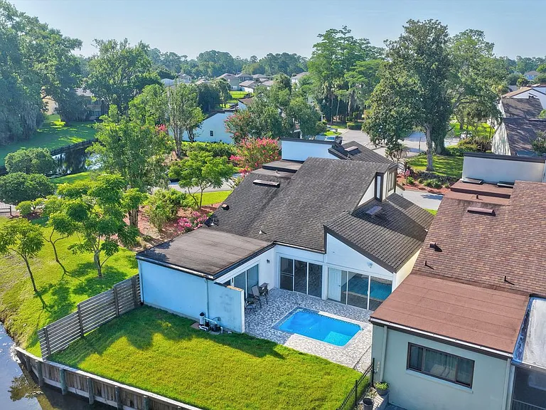 7812 Linkside Dr — Photo 40