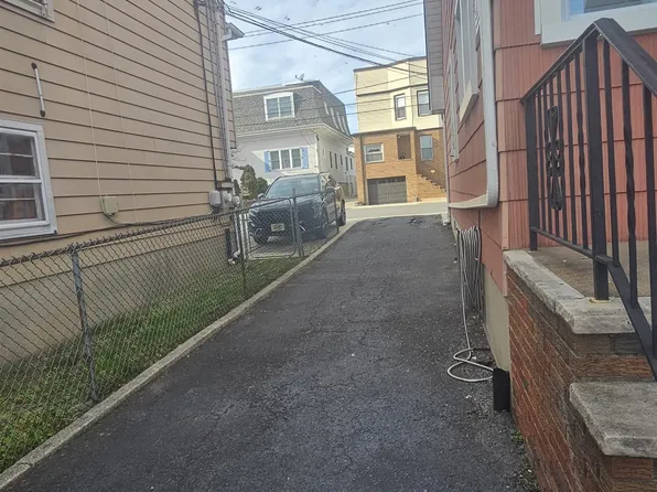 736 3rd Street image 14 of 15