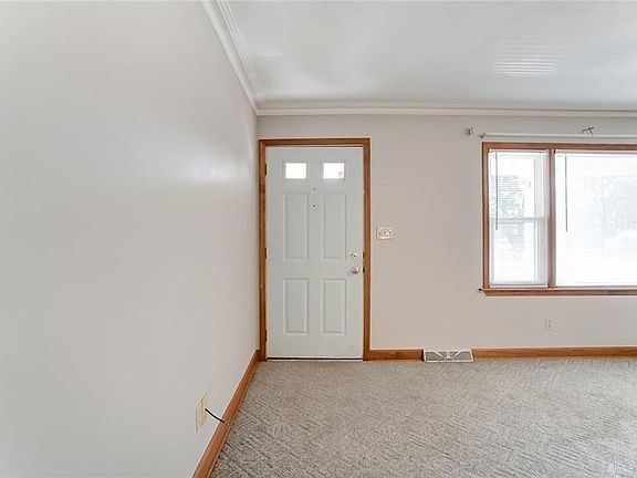 4th image of 9570 E Haskett Ln