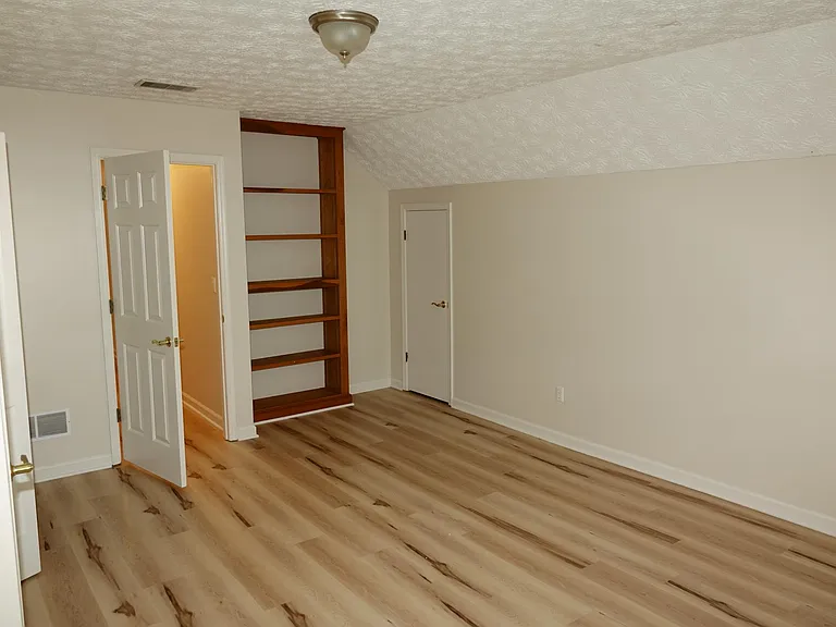 3544 Princeton Corners Ln — Photo 31