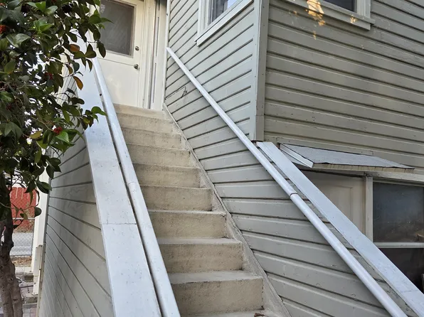 7316 Owensmouth Ave #1, Canoga Park, CA 91303