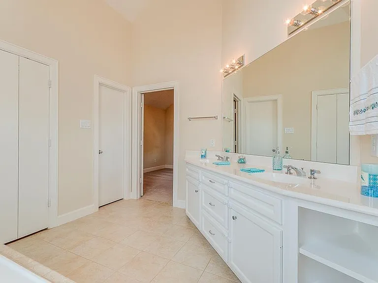 3703 Main Poplar Dr — Photo 9