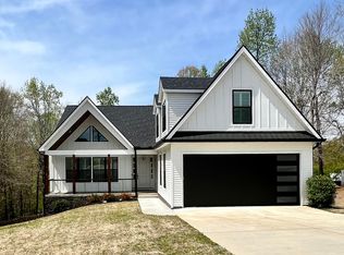 225 Saddle Creek Ct, Greer, SC 29651