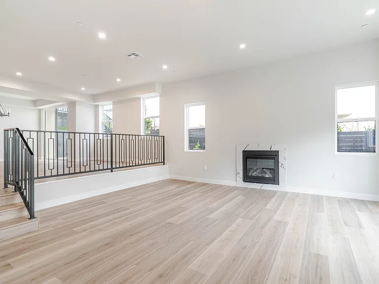 7416 Valaho Ln — Photo 8