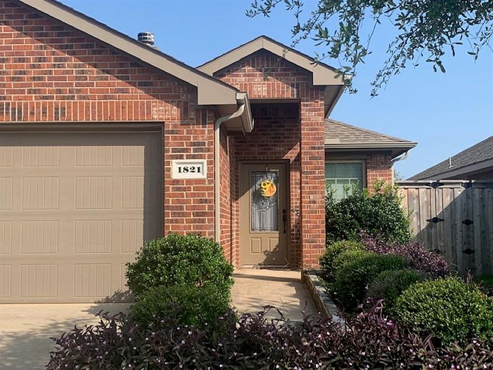 1st image of 1821 Berrywood Dr